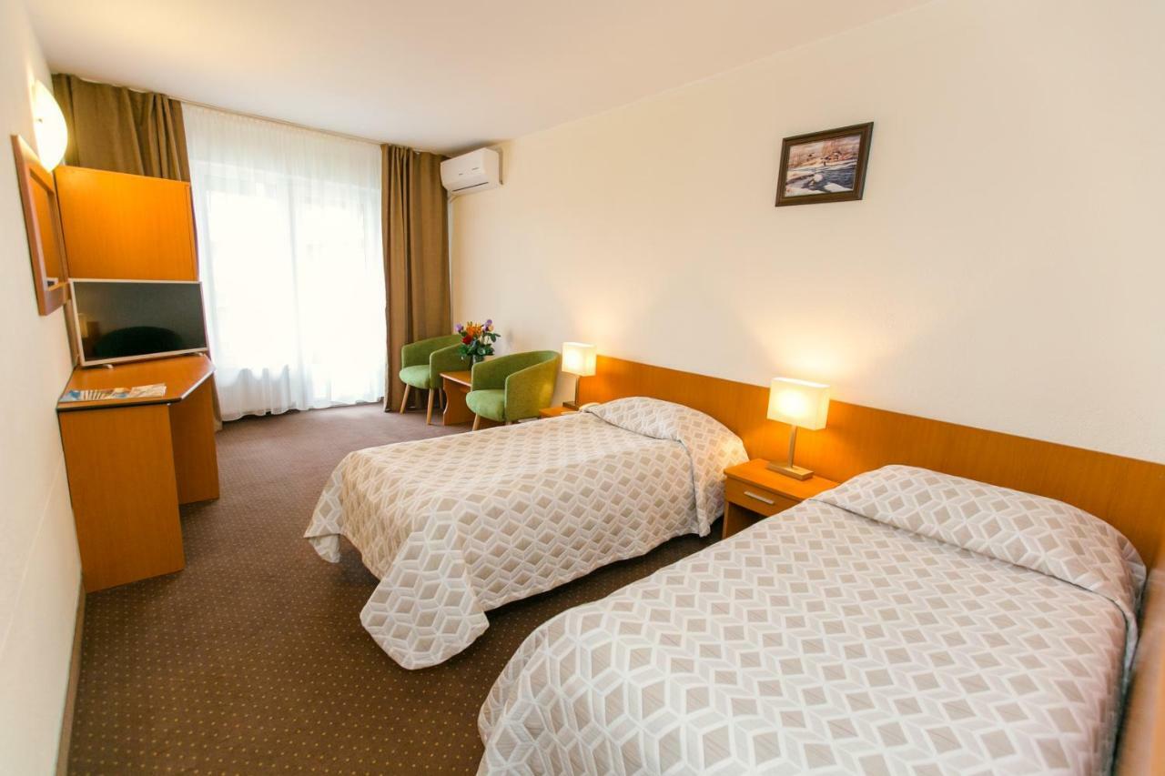 Hotel Poienita Băile Felix Dış mekan fotoğraf